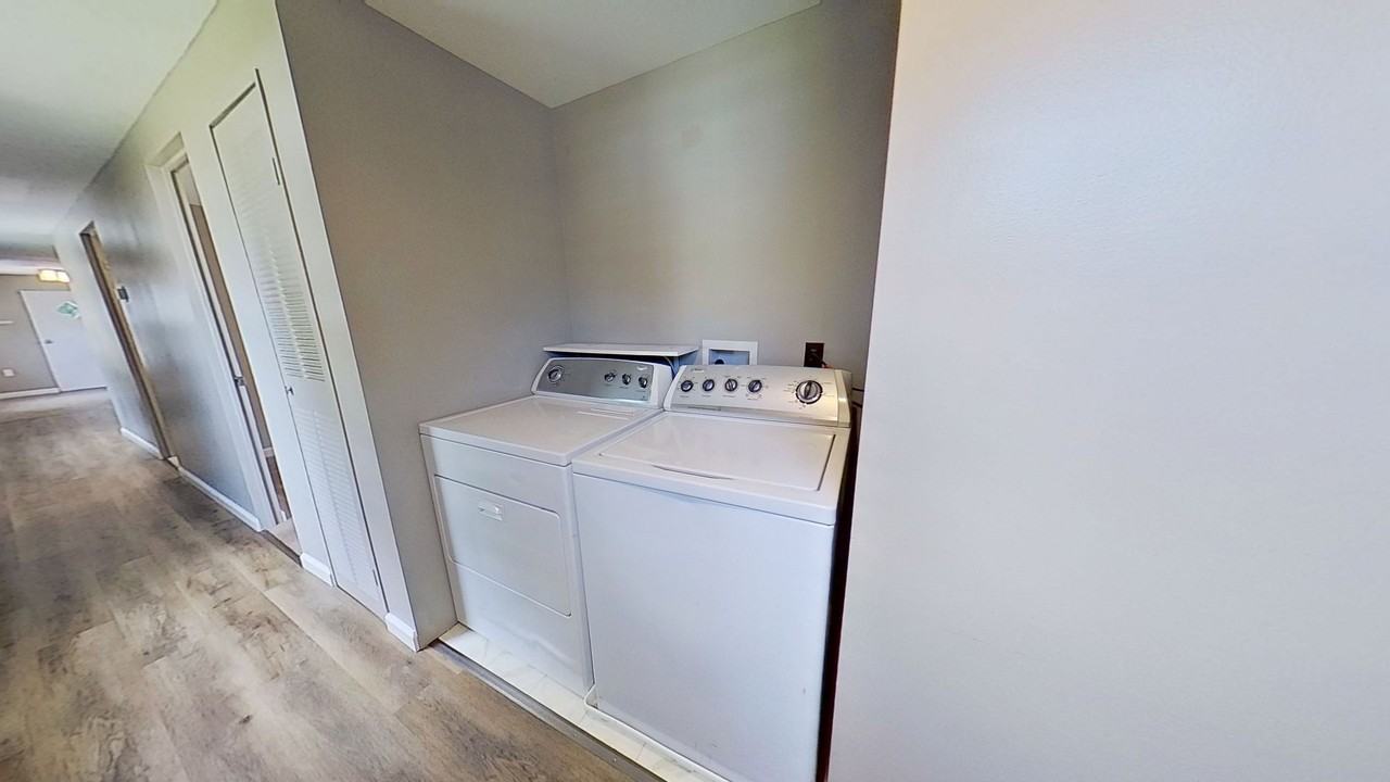 450 Ridge Rd - Photo 5 of 12