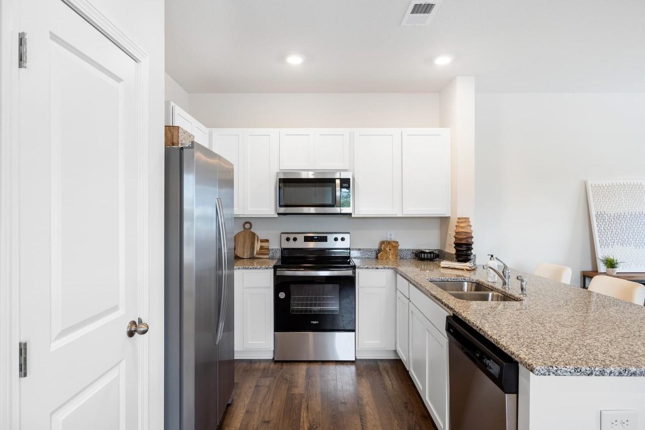 46 Moon Rock Ct #46 - Photo 4 of 8