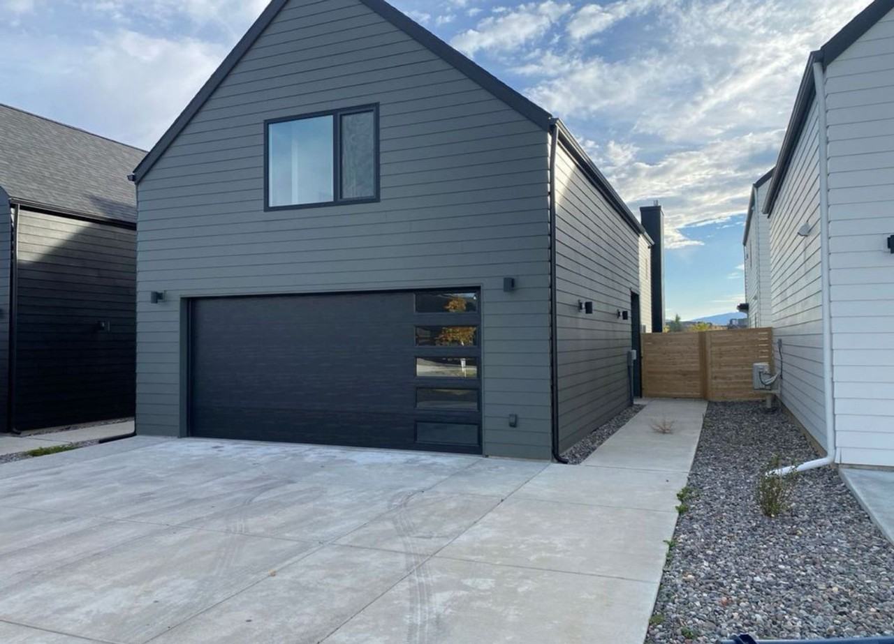 2957 S 27th Ave - Photo 4 of 50