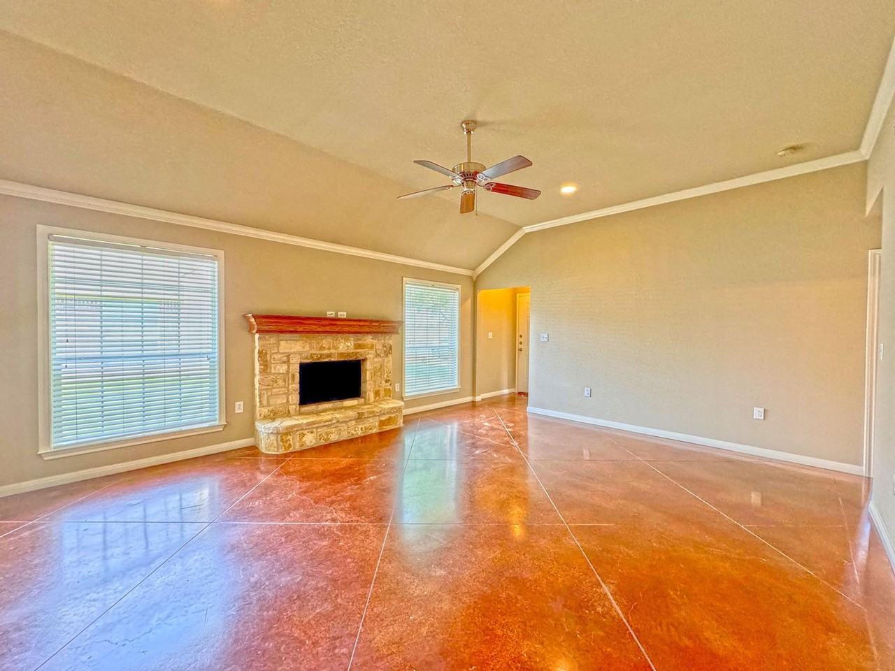 9804 Salem Way Unit B - Photo 3 of 18