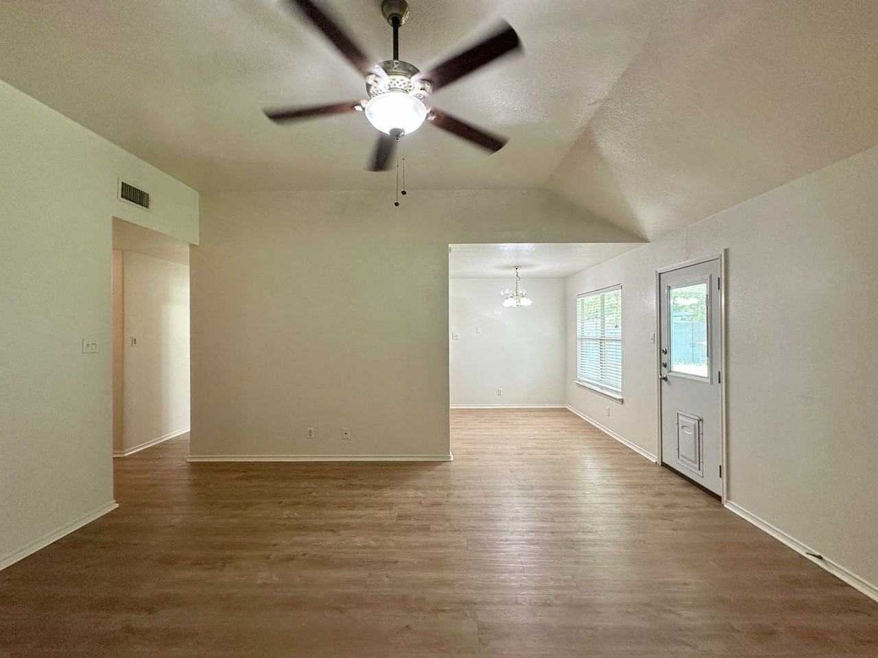 3611 Warfield Drive - Photo 3 of 27