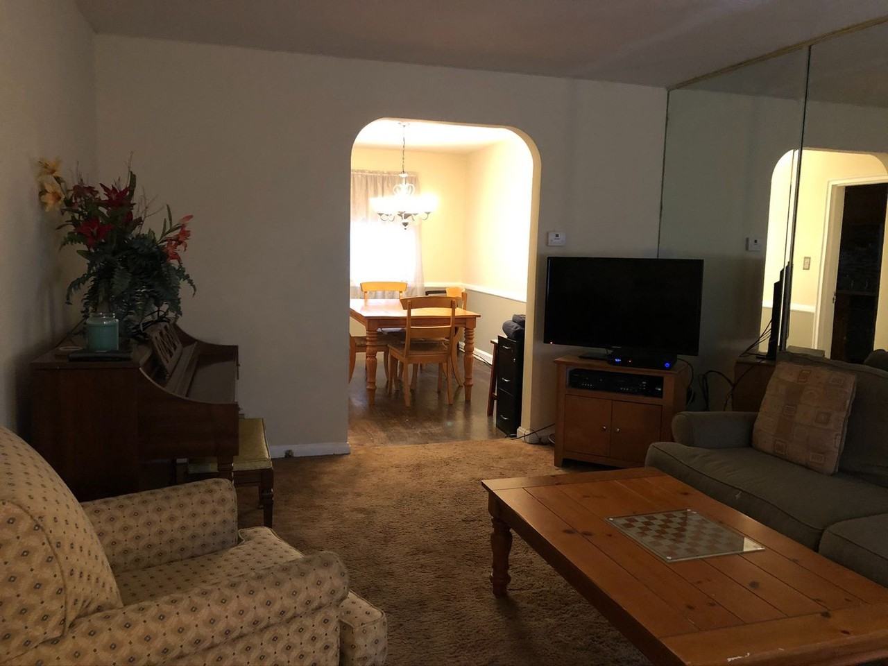 1036 Cooks Ln - Photo 2 of 15