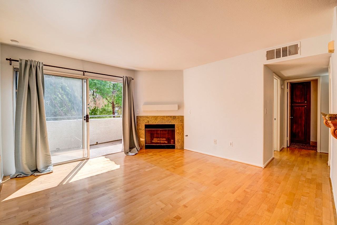 3060 Casey Dr #201 - Photo 2 of 50