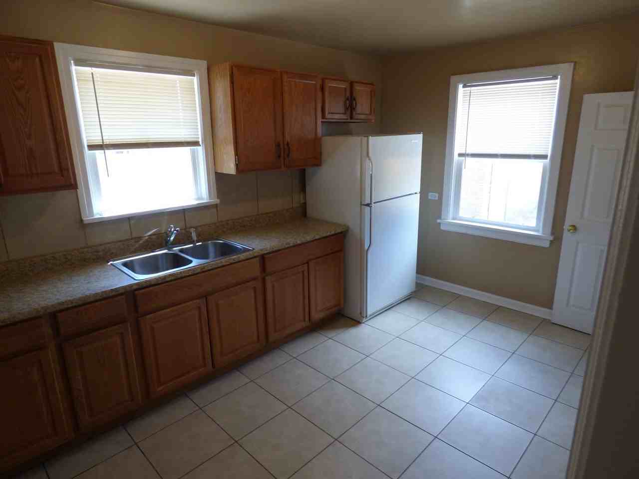 4915 Fillmore St - Photo 3 of 22