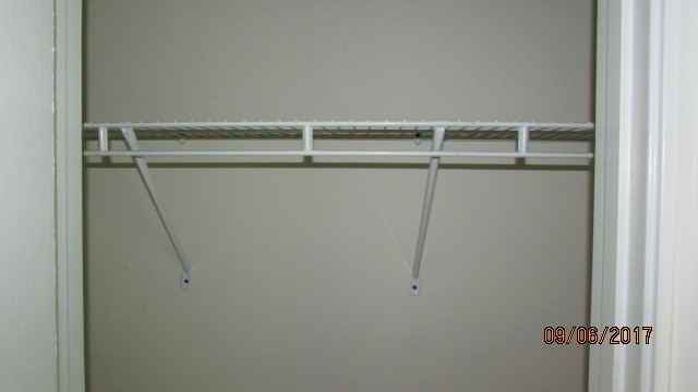 401 W 6th St - Photo 3 of 14