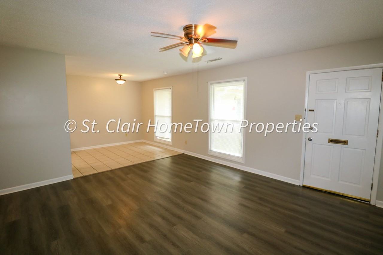 201 21st St N #6 - Photo 4 of 24