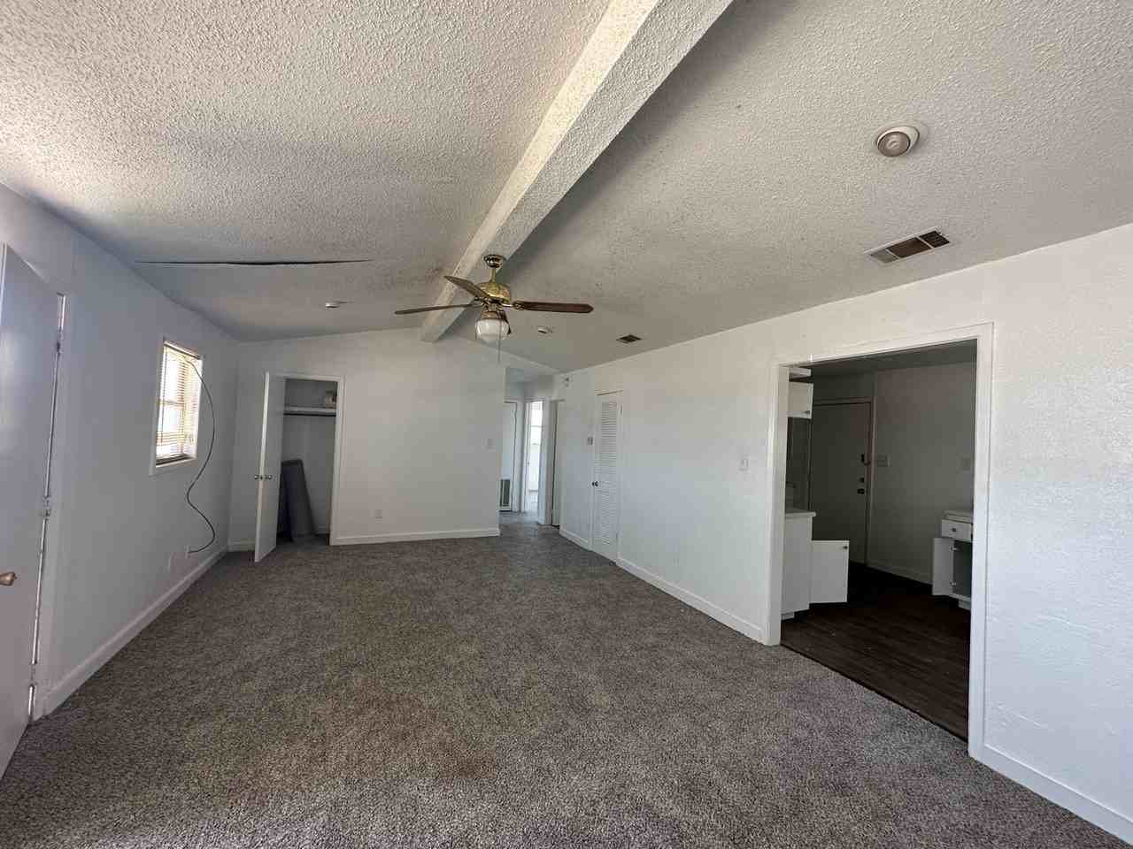 7324 26th St - Photo 6 of 8