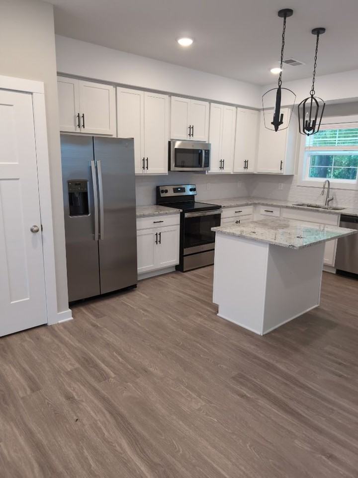 338 Honeycomb Ct - Photo 6 of 6
