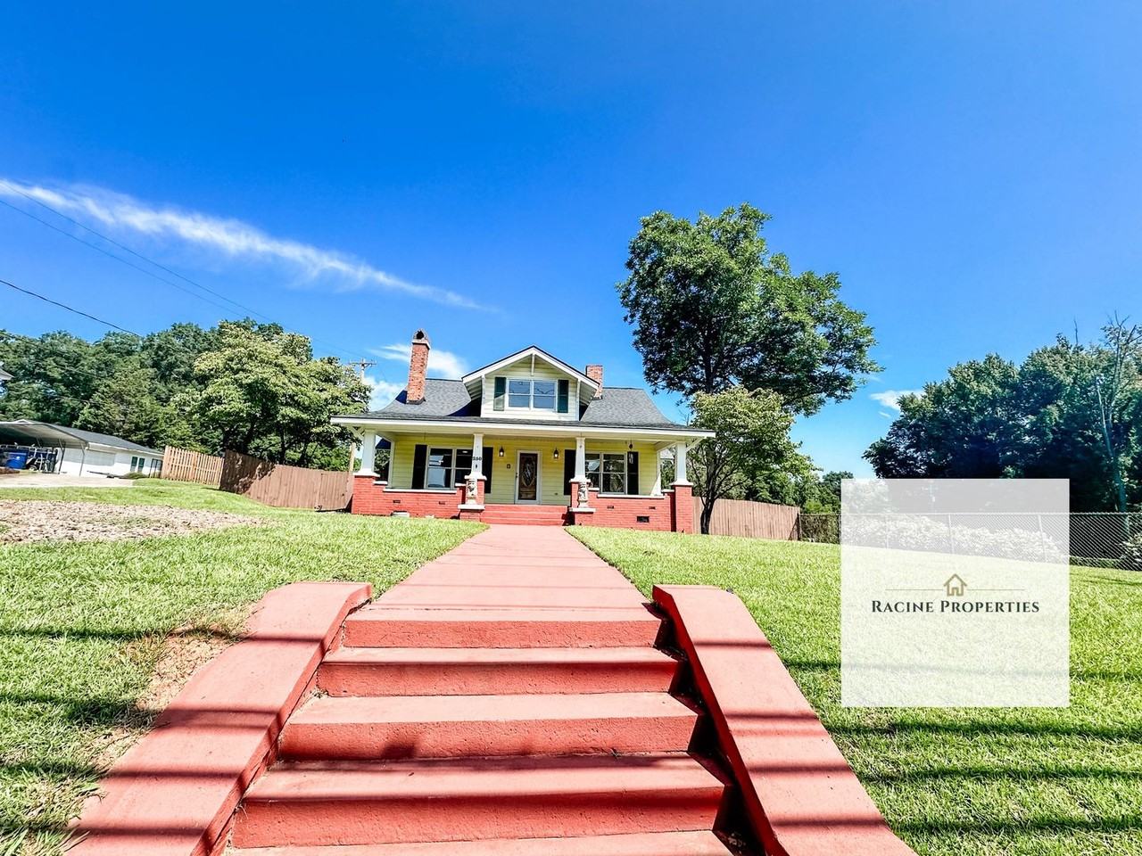 250 E Georgia St - Photo 4 of 22