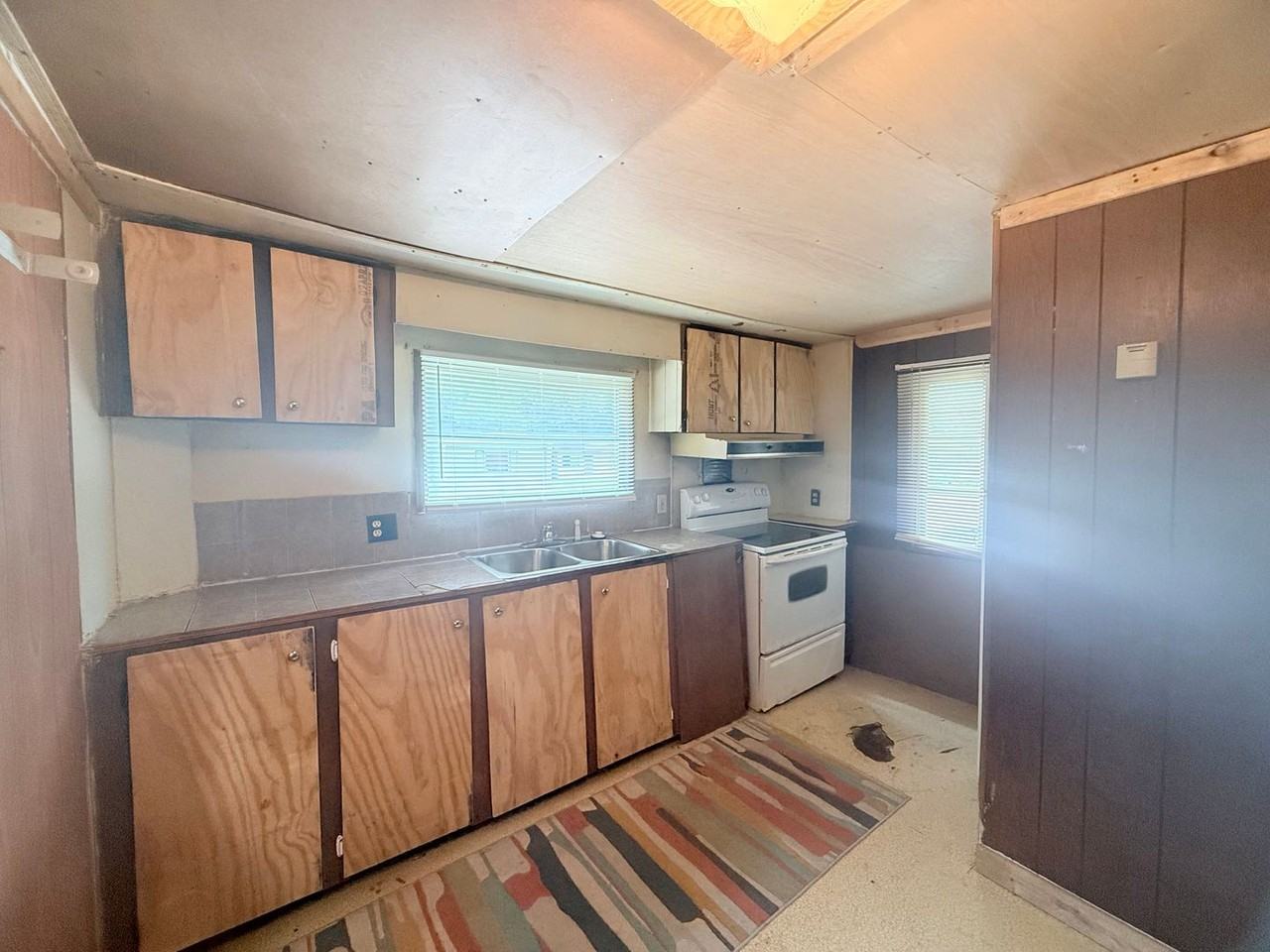 531 Amber St #A - Photo 4 of 9