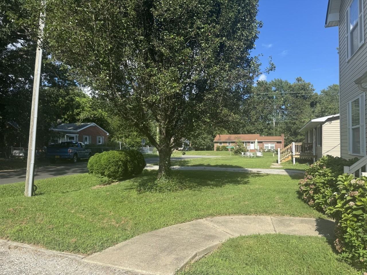 26 Wallace Rd - Photo 2 of 20