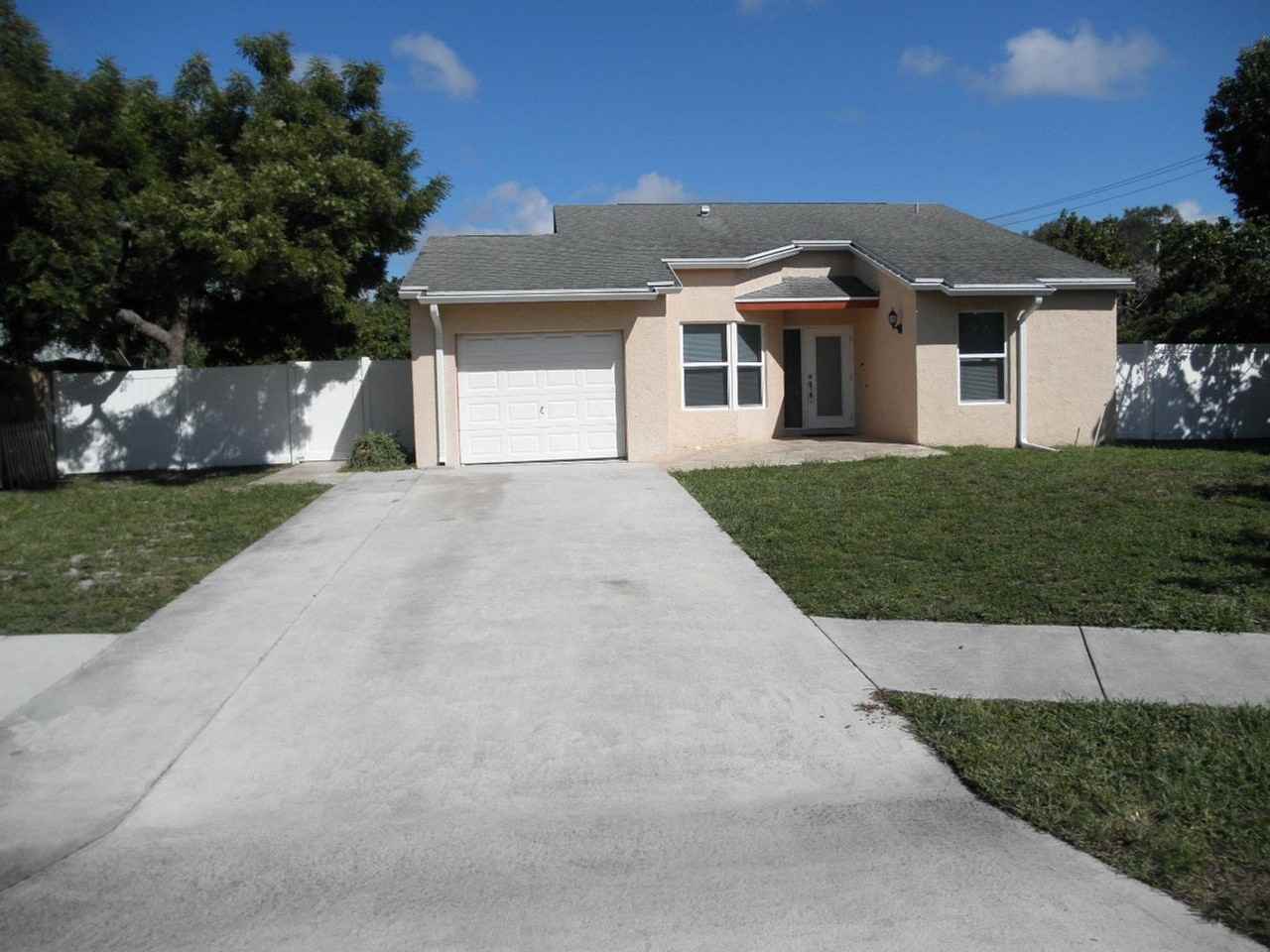401 Nw 23rd St - Photo 2 of 28