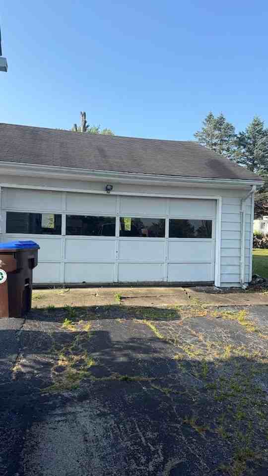 1006 Park St - Photo 3 of 16