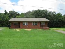 1747 River Rd - Photo 1 of 1