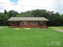 featured image of 1747 River Rd