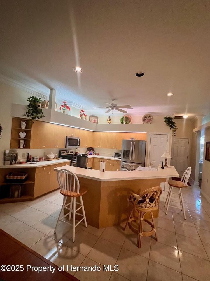 7424 Harvard Hills Pl - Photo 7 of 16