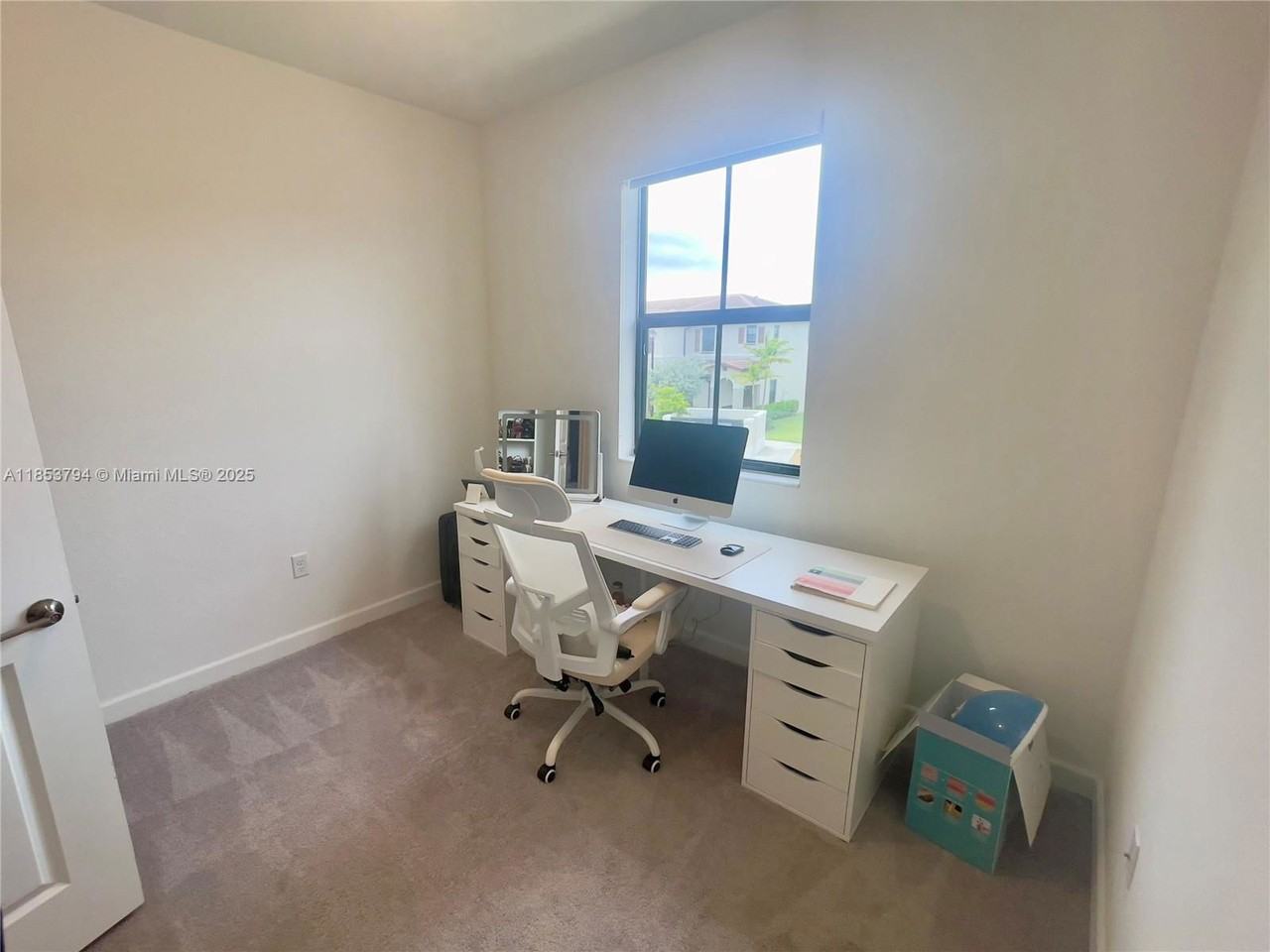 10005 Sw 228th Ter - Photo 5 of 8