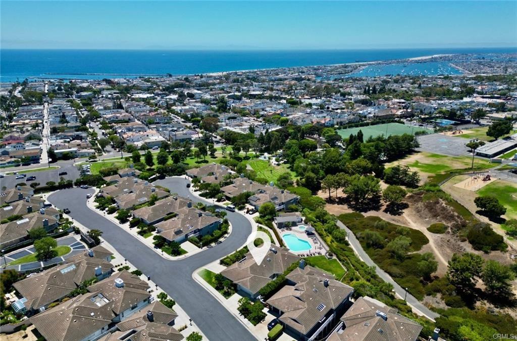 915 Gardenia Way - Photo 3 of 3