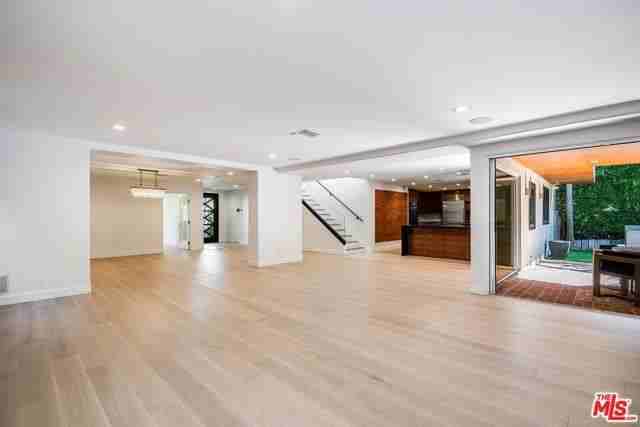 3201 Viola Pl - Photo 2 of 8