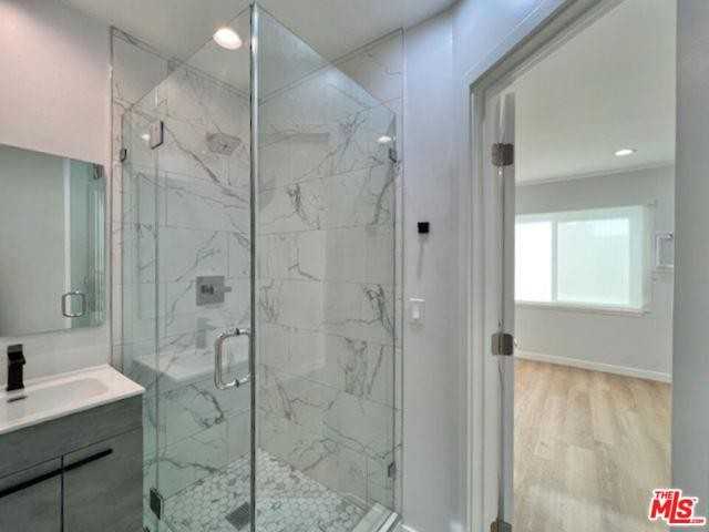 901 S Barrington Ave #A