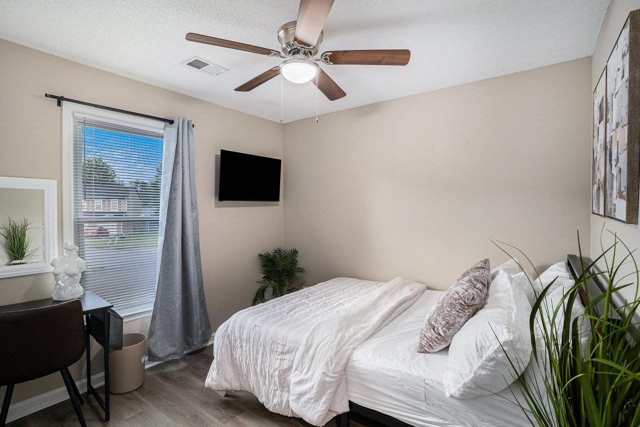 Mccrossin Cir - Photo 7 of 7