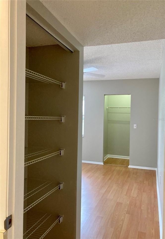 211 Meadow Lane - Photo 5 of 18