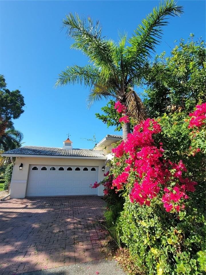 3666 Belle Vista Dr E - Photo 7 of 50