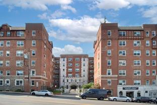 60 Broad St W #2M - Photo 1 of 1