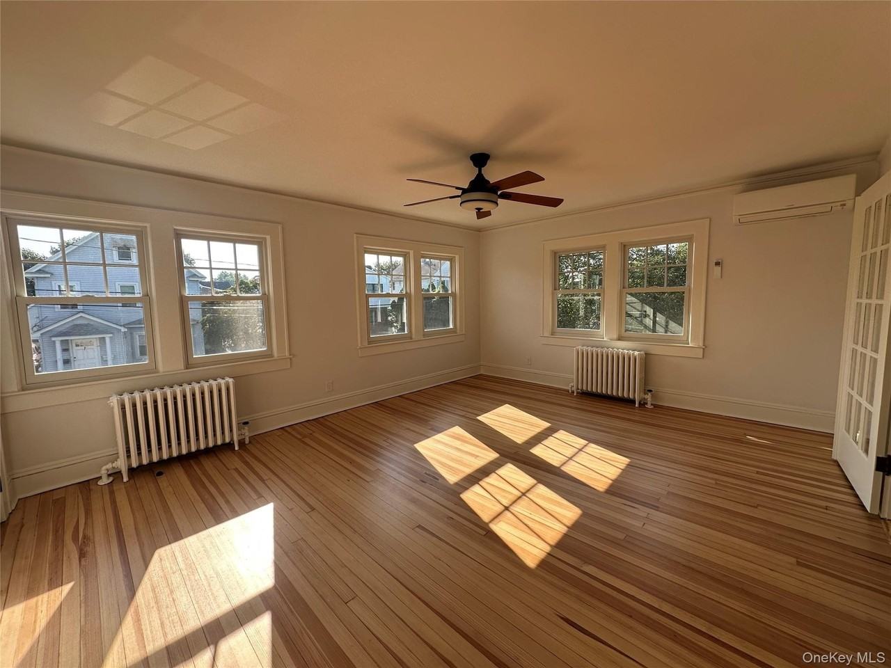 40 Smith St - Photo 5 of 14