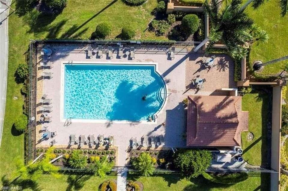 6655 Huntington Lakes Circle #204 - Photo 2 of 21