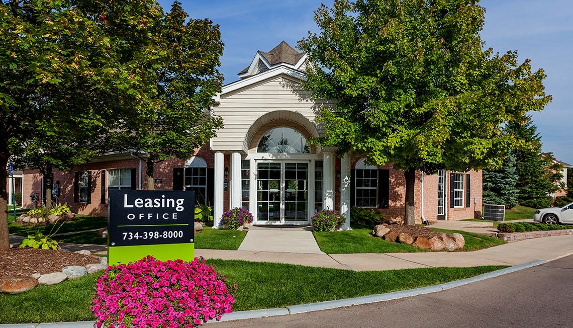 Canton Club Apartments - Photo 2 of 24