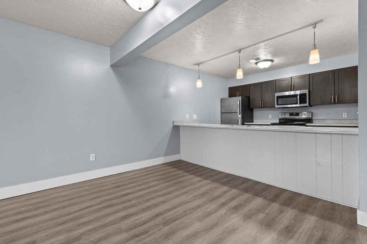 Fairfax Apartments - Lansing, MI - Photo 7 of 45