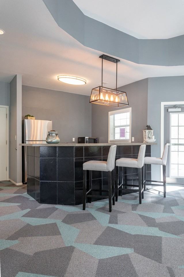 Arbor Club Apartments - Photo 6 of 32