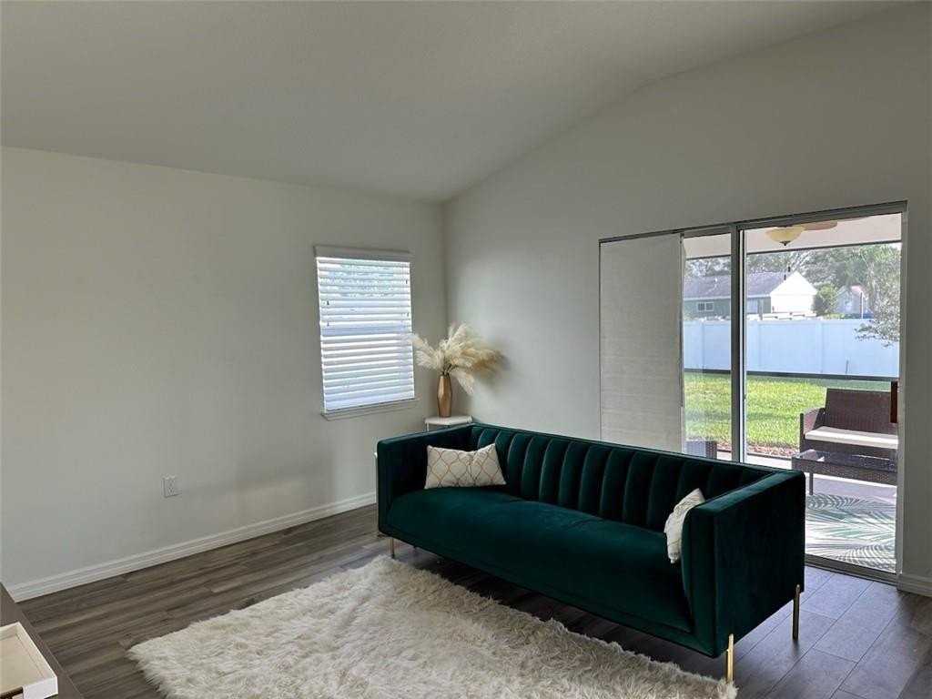 1099 Dania Cir Ne - Photo 6 of 17