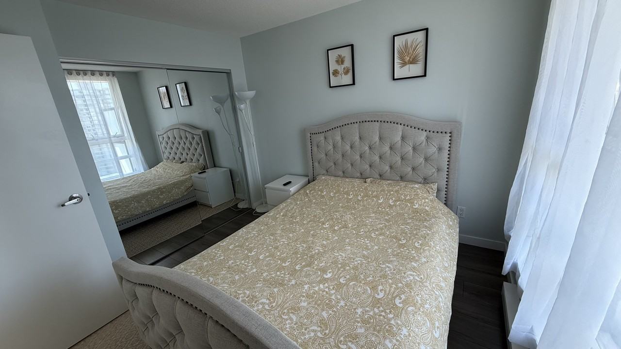 939 Expo Boulevard - Photo 19