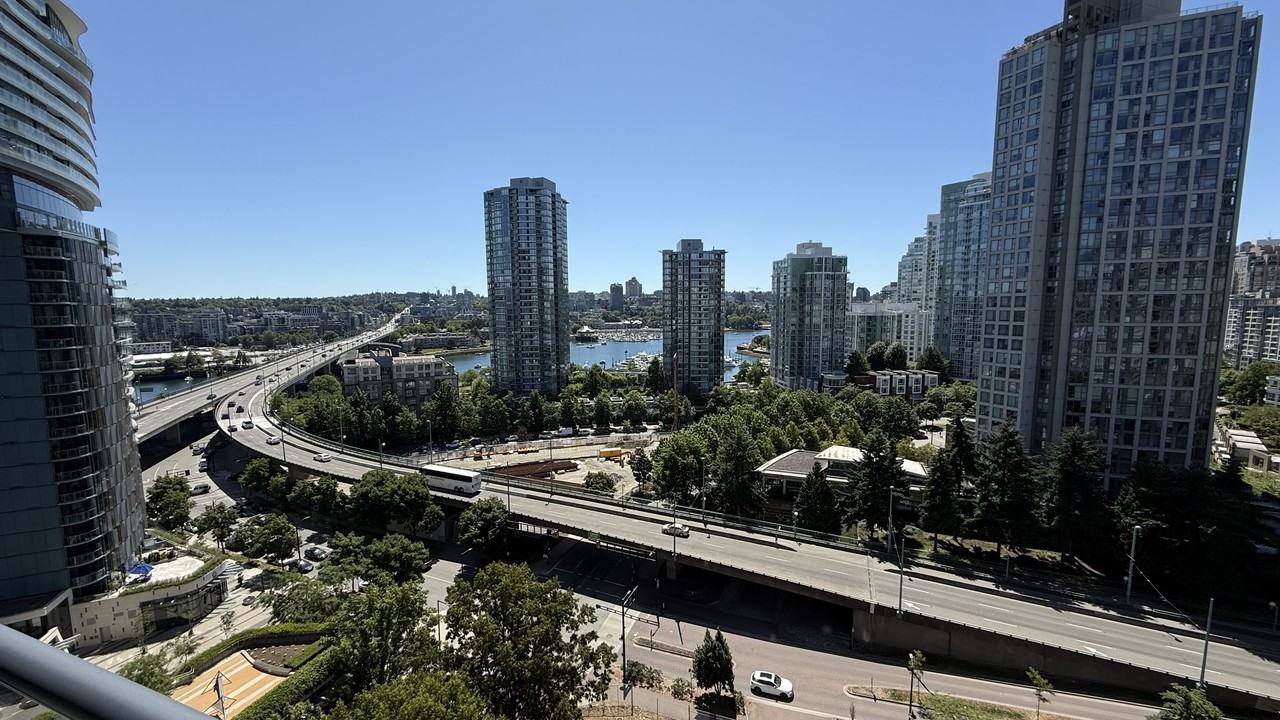 939 Expo Boulevard - Photo 9