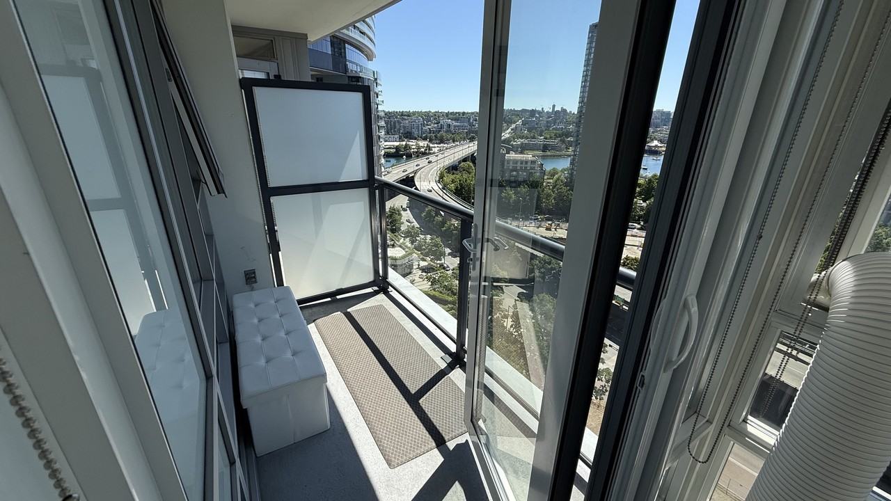 939 Expo Boulevard #1911 - Photo 7 of 35
