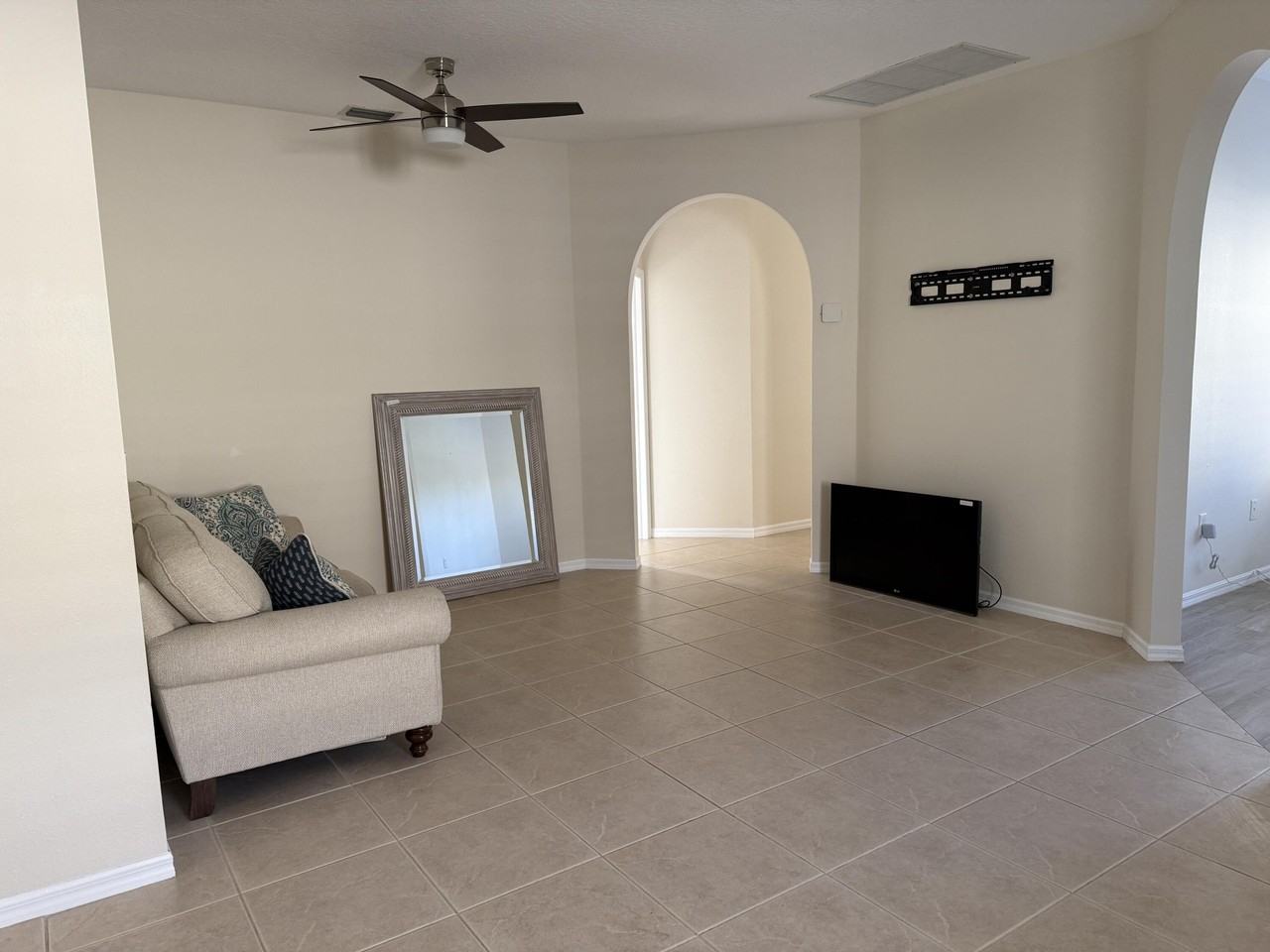 560 Sw Indian Key Dr - Photo 6 of 44