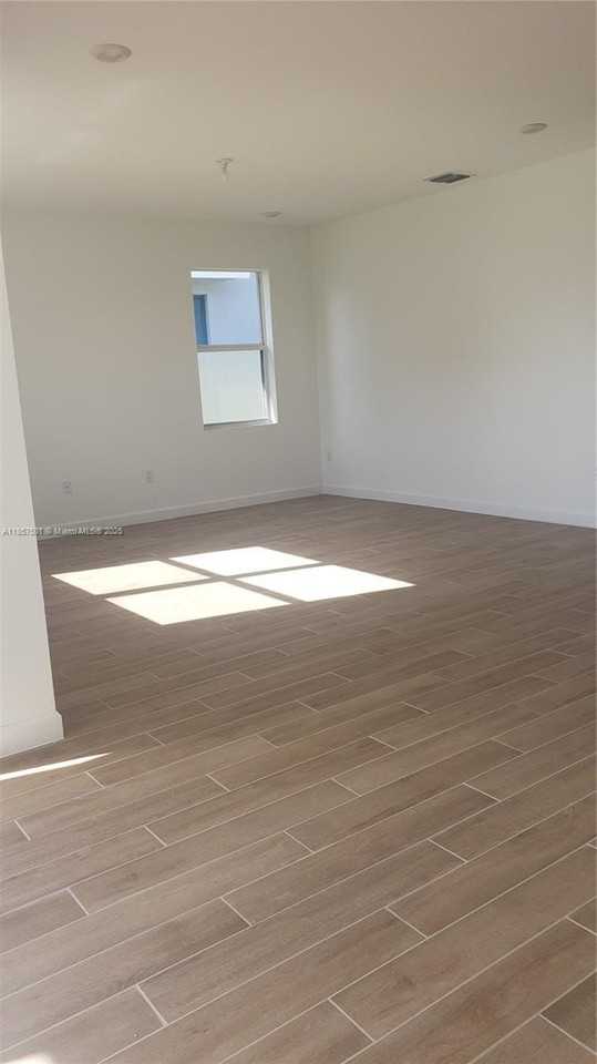 13242 Sw 270th Ter - Photo 6 of 9