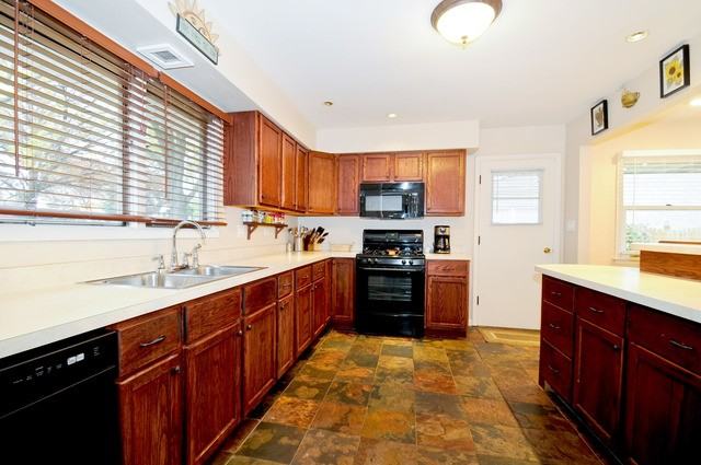 6232 W 128th St - Photo 3 of 14