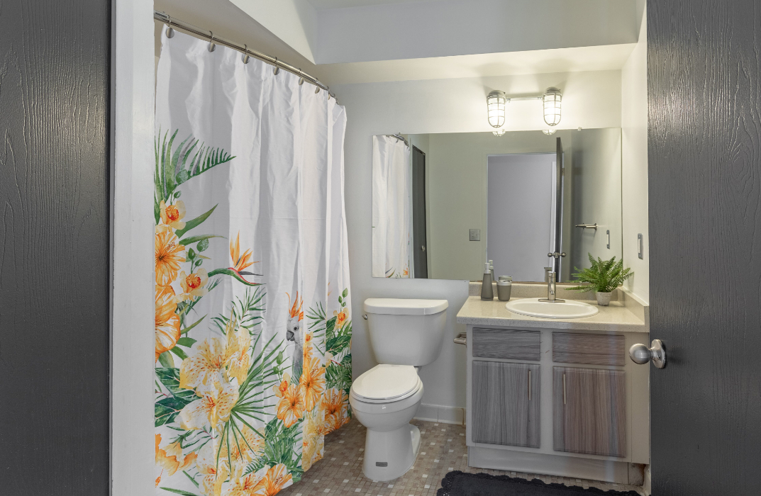 Farmington View Apartments - Photo 5 of 19