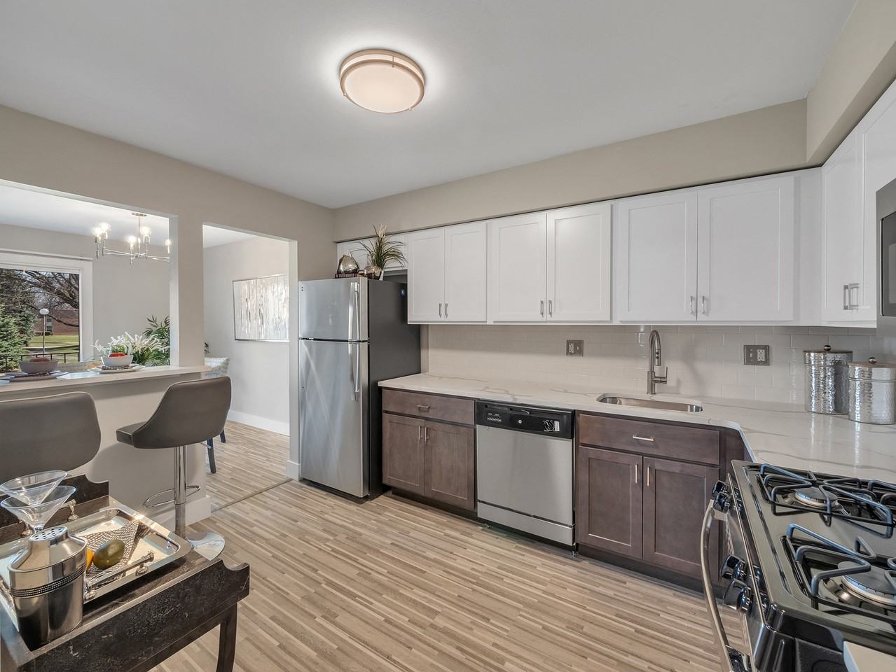 Rochester Club Apartments - Photo 5 of 41