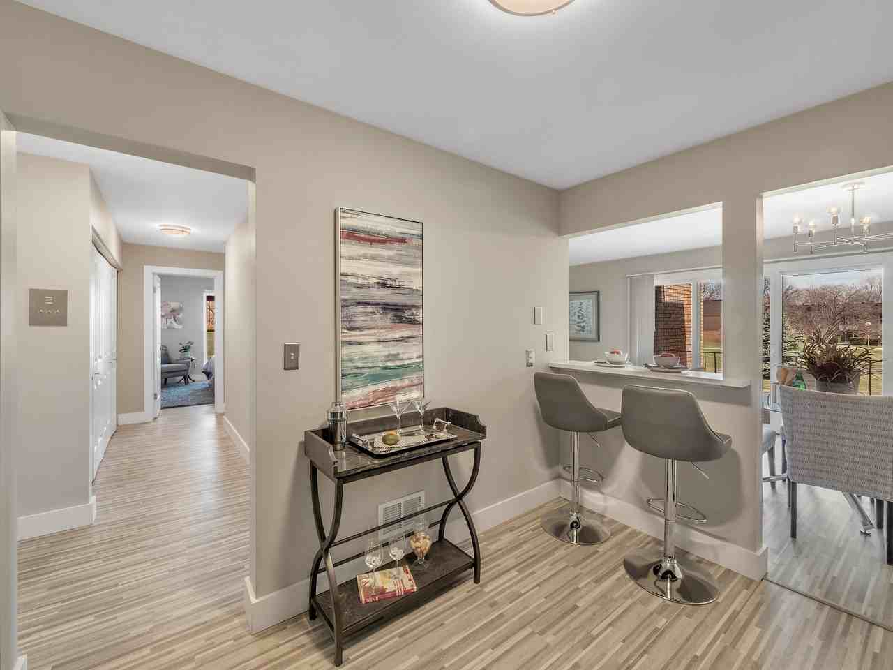 Rochester Club Apartments - Photo 6 of 41