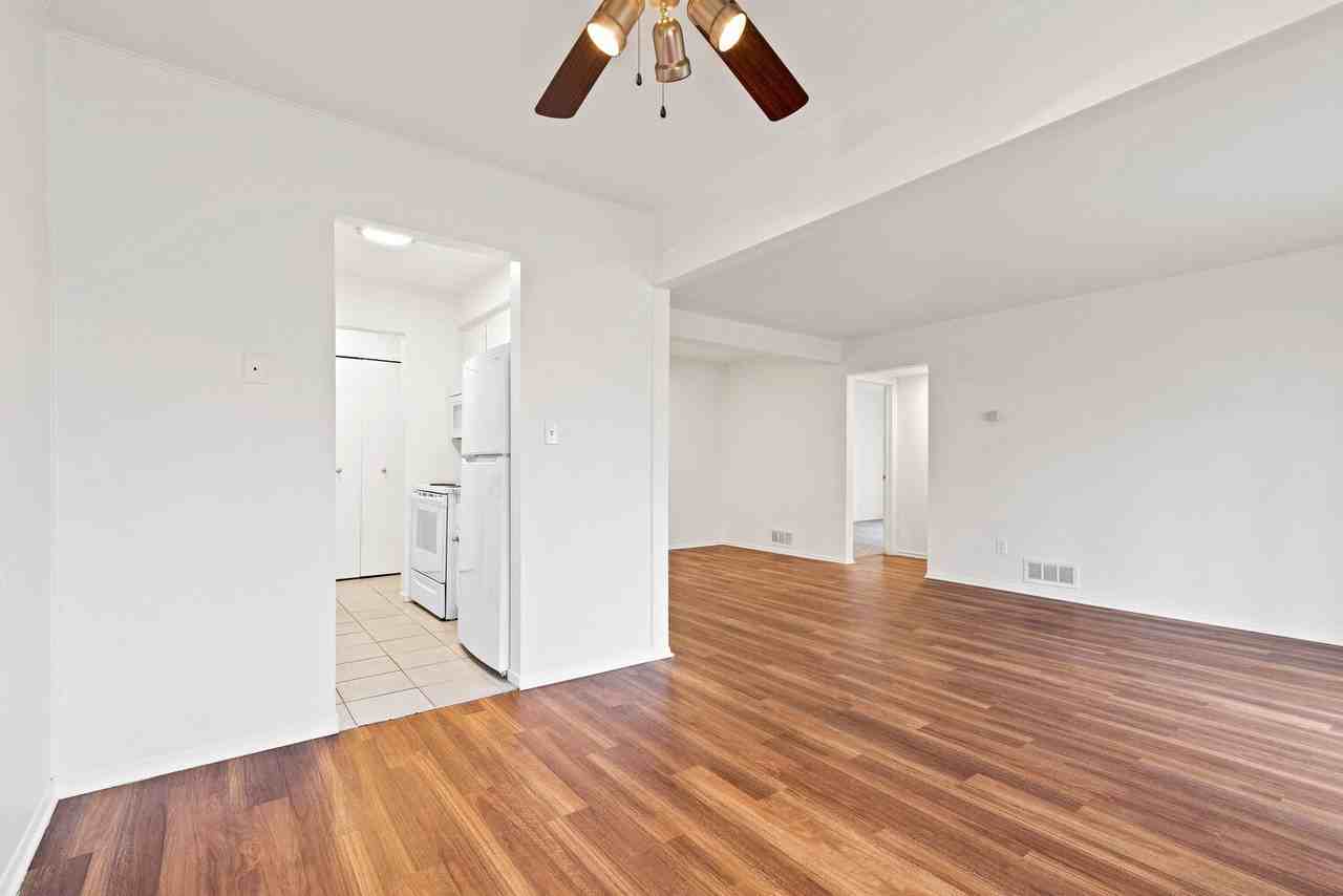 Bloomfield On The Green - Photo 5 of 50