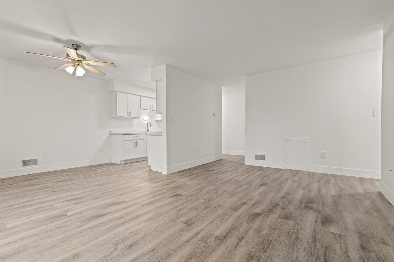 Carriage Hill Apartments - Photo 7 of 31