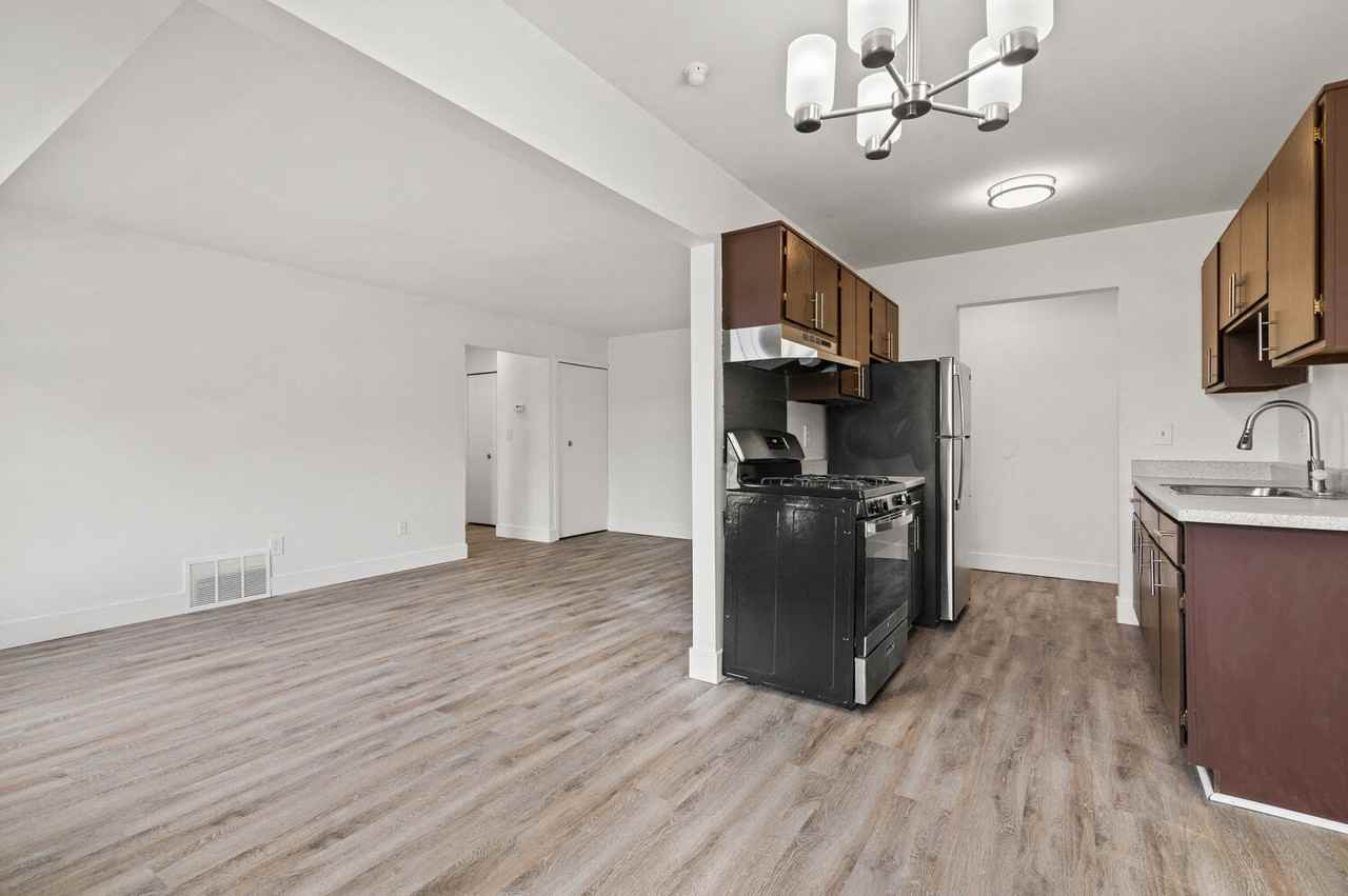 The Cove At Westland - Photo 7 of 33