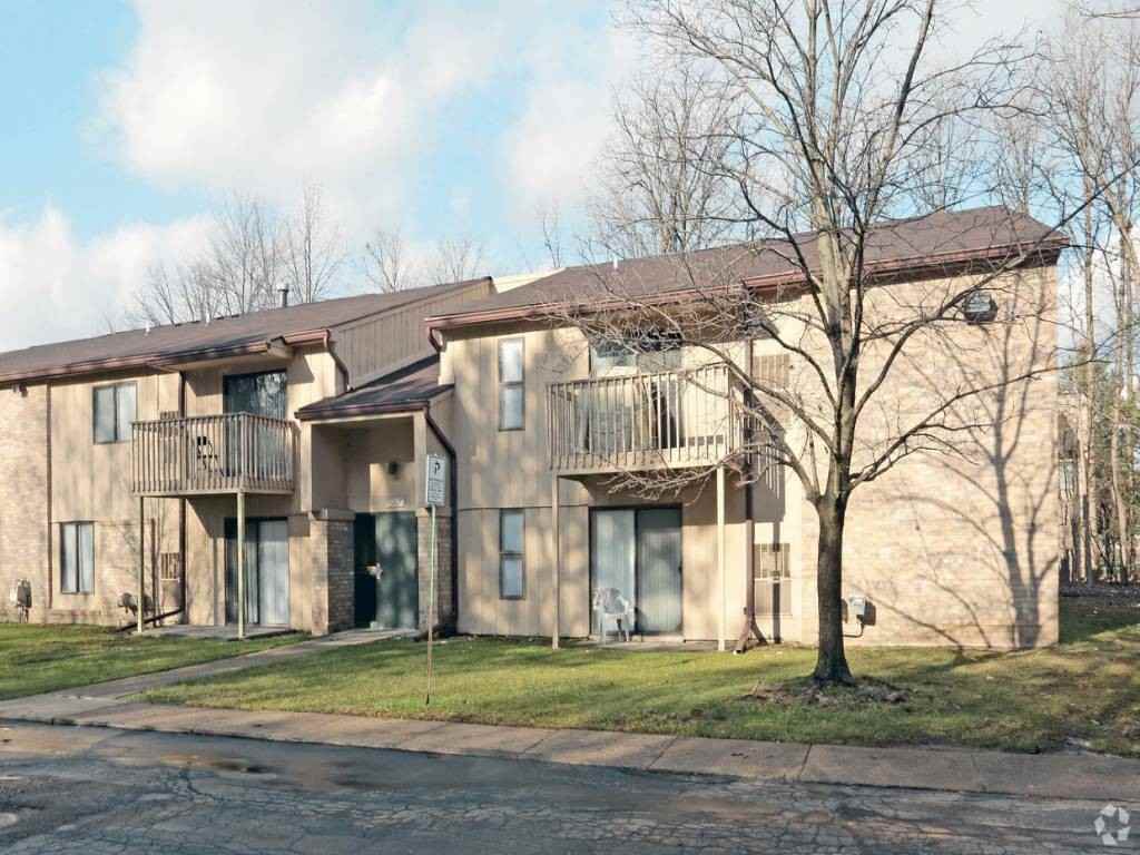 West Oaks - Photo 4 of 25