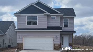 featured image of 1027 45th Ave Ne