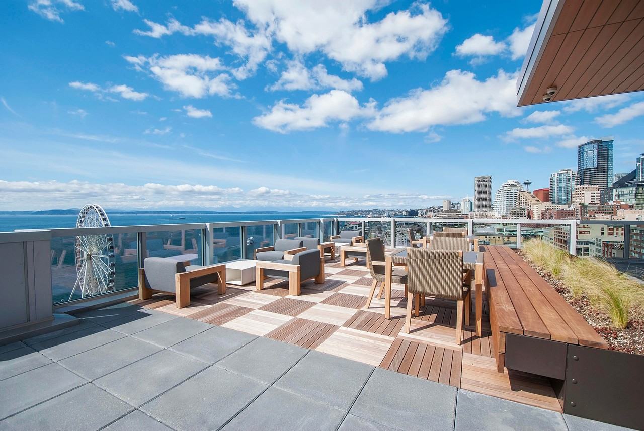 AMLI Waterfront - Photo 7 of 50