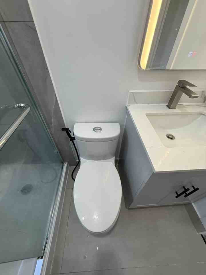 481 Shaw St - Photo 3 of 4